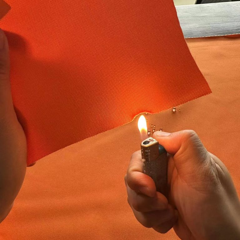 Polyester 600D Waterproof Oxford Fabric with Flame Retardant Pu Coating 3